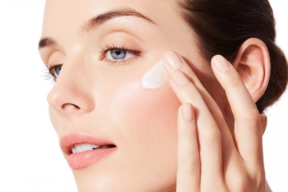 Intensive Eye Treatment by Zenn SPA